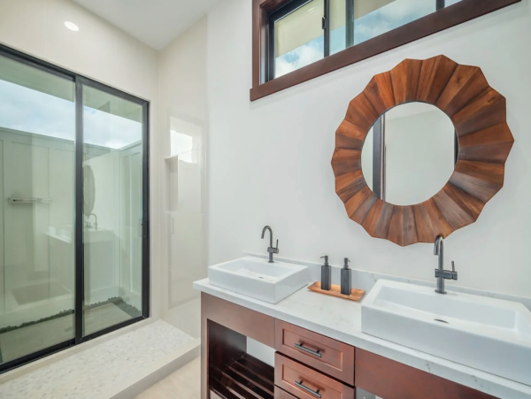 Experience Tropical Luxury in Poipu - 4 Suite Oasis